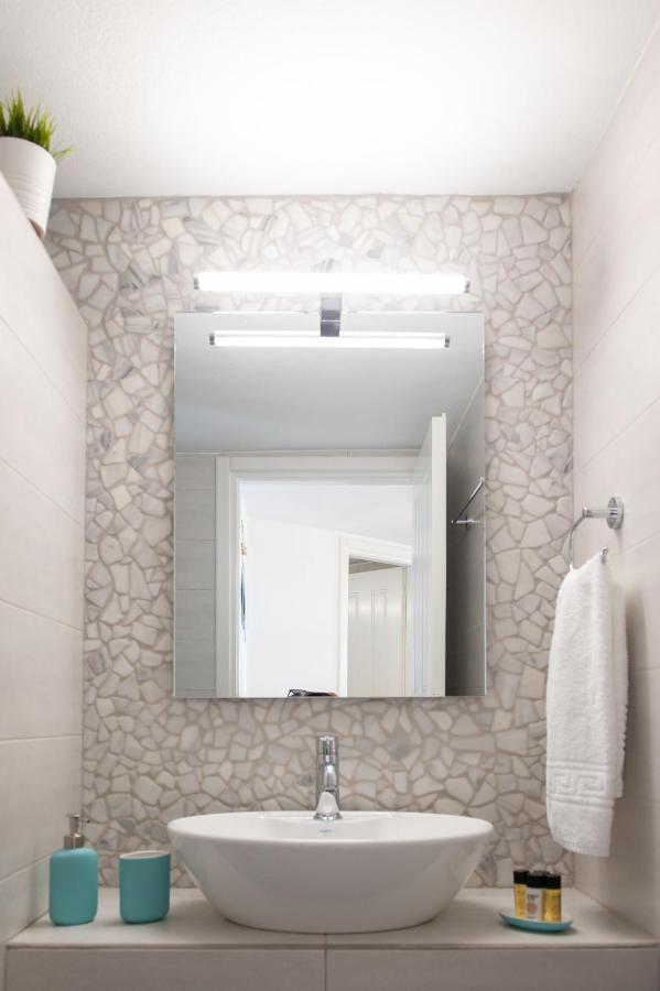 הוילה Exámbela Grey House מראה חיצוני תמונה