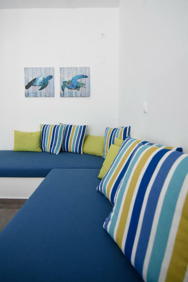 הוילה Exámbela Grey House מראה חיצוני תמונה
